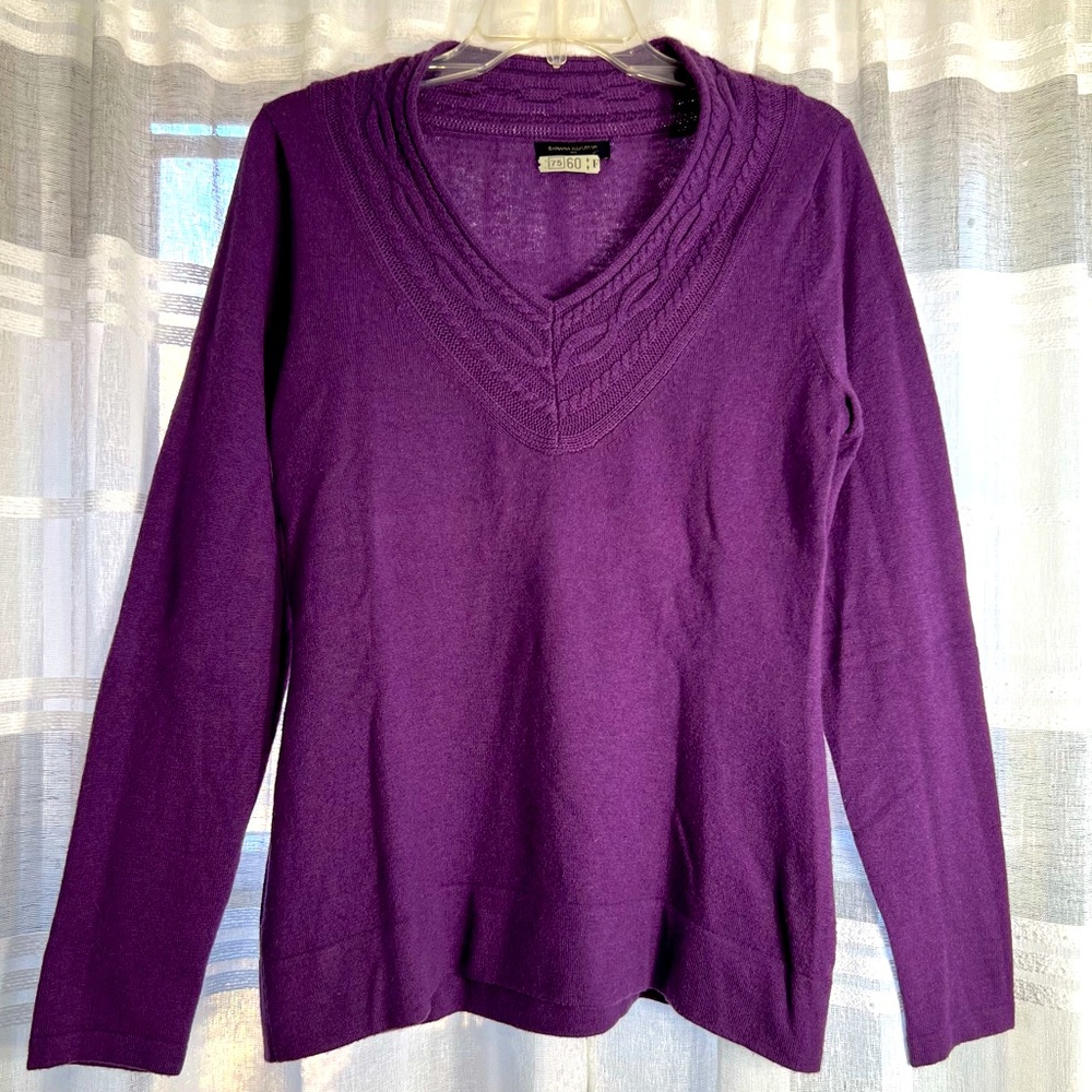 Last call!  Banana Republic purple wool cashmere blend sweater, EUC, large